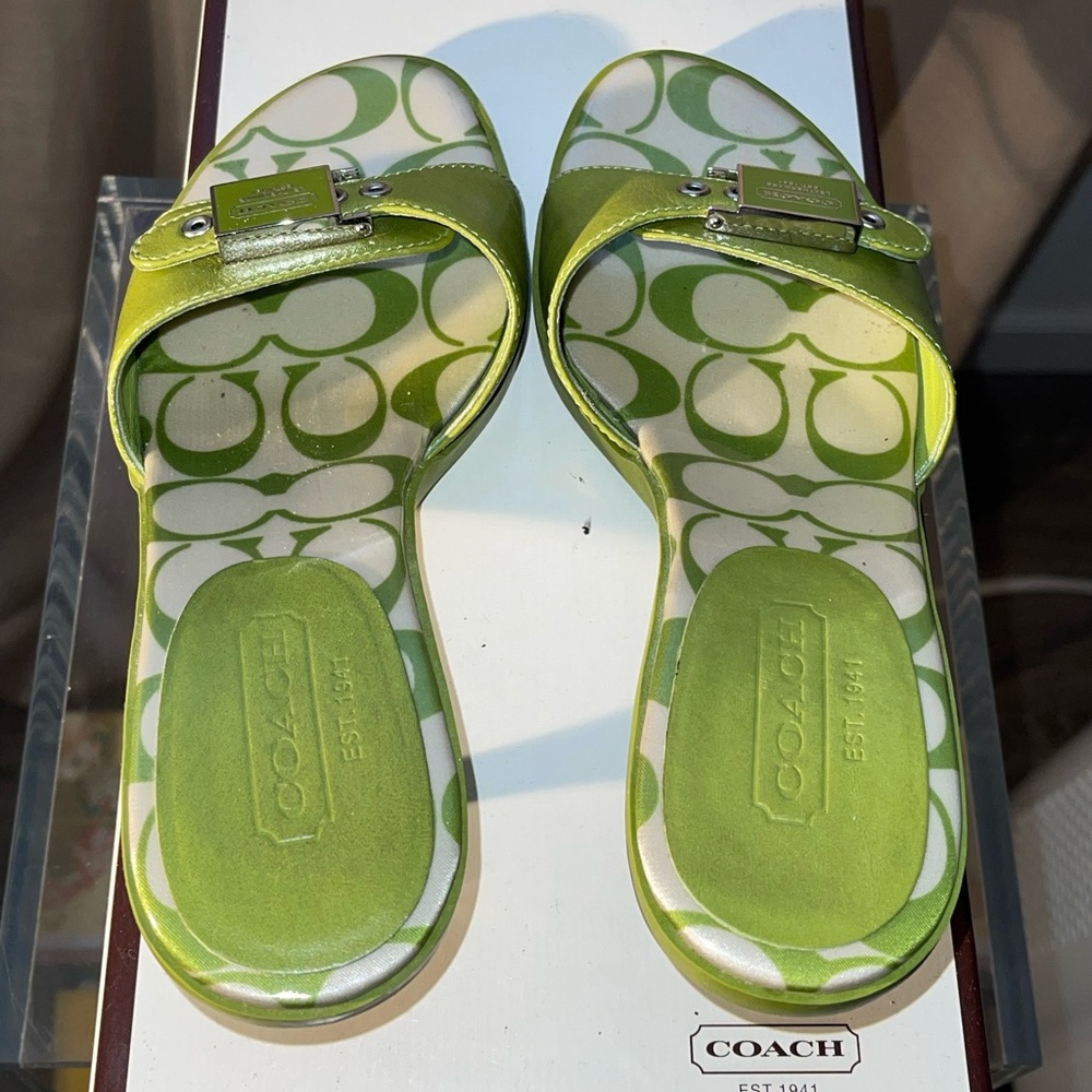Vintage Coach Calf Leather Lime Green Kitten Heel Sandals - Picture 9 of 10